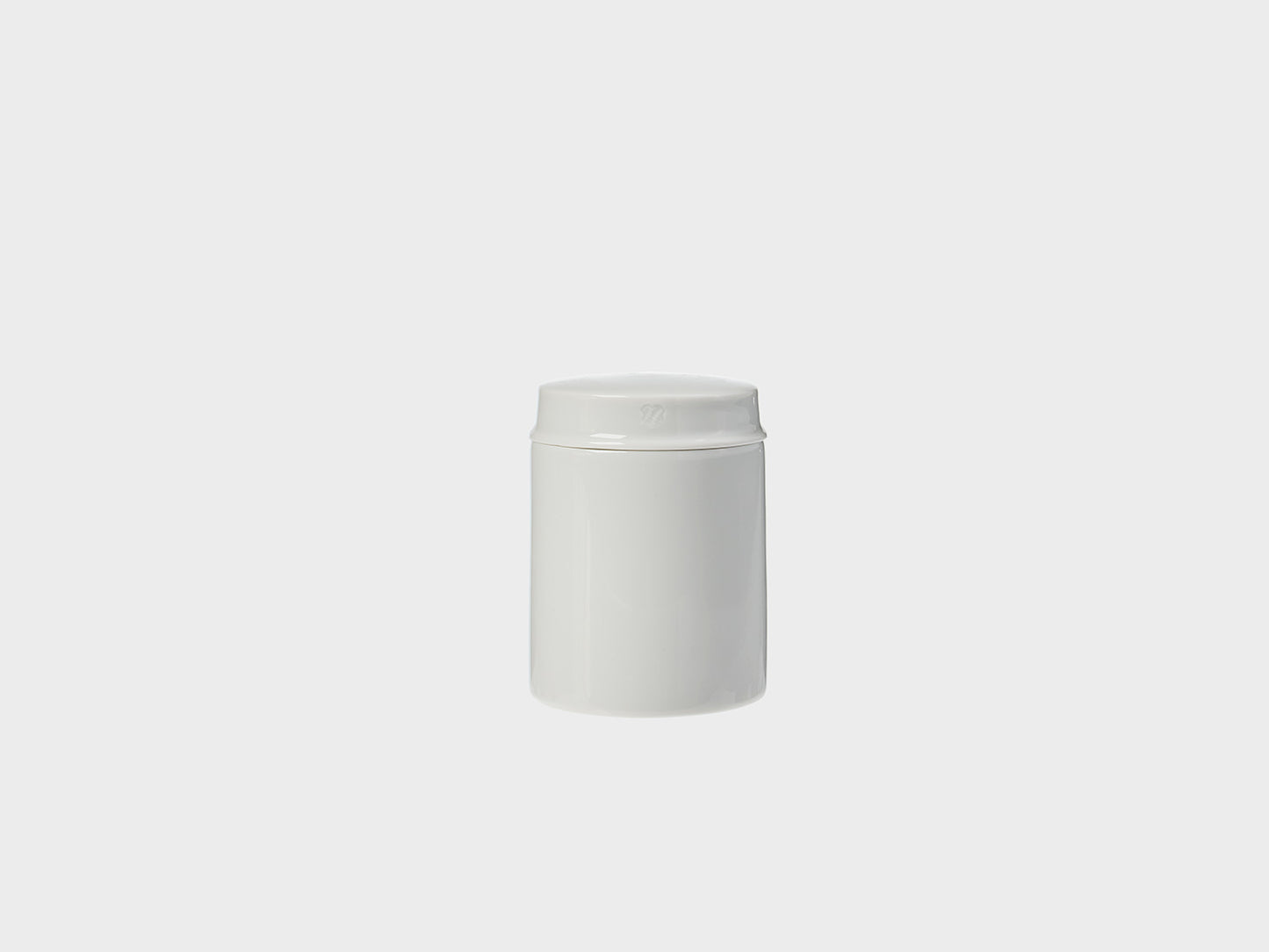 Apothecary jar