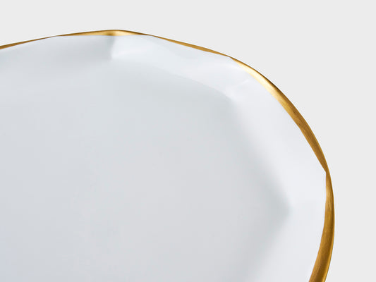 Teller | 31 cm | 1818 | weiß biskuit glasiert mit Goldstaffage