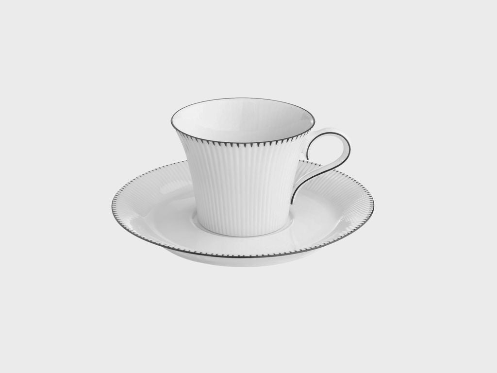 Kaffee-Tasse | 196/2 | 2452 | schwarze Zacken