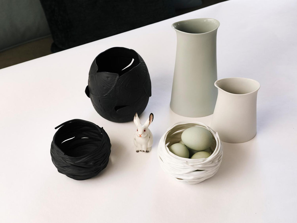 Nest shaped votive
