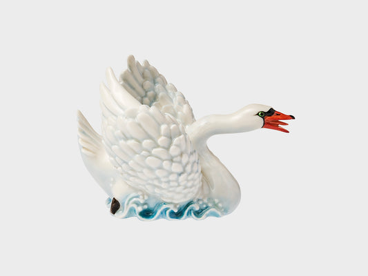 Enraged swan