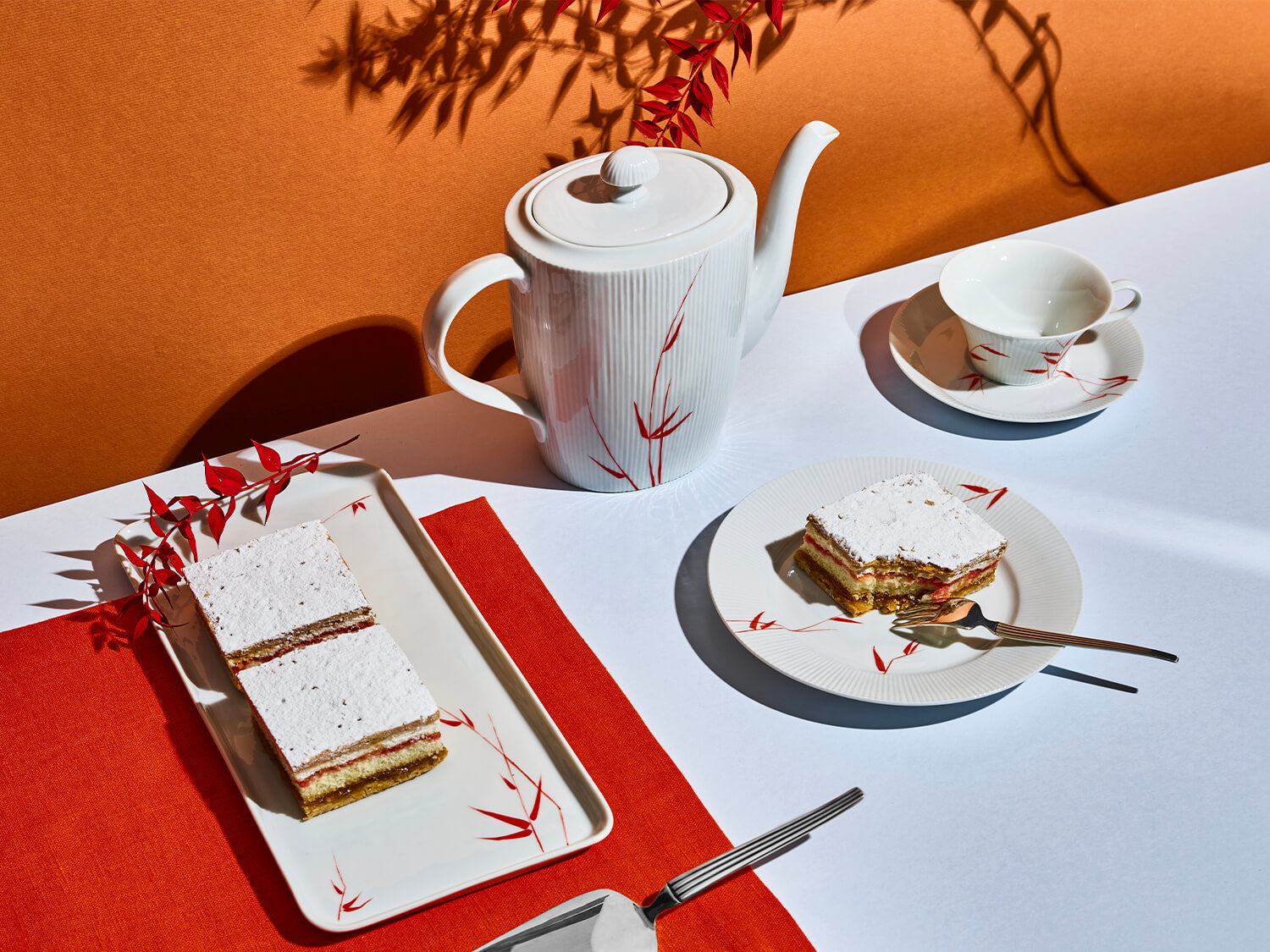 Platter | Adonis | Red Bamboo
