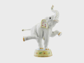 Elephant upon drum