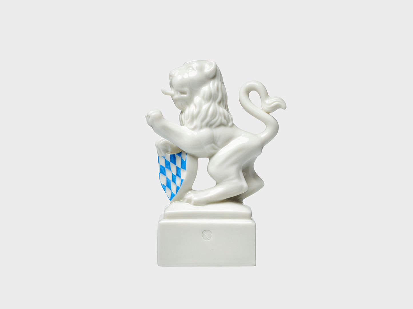 Löwe Pranke links