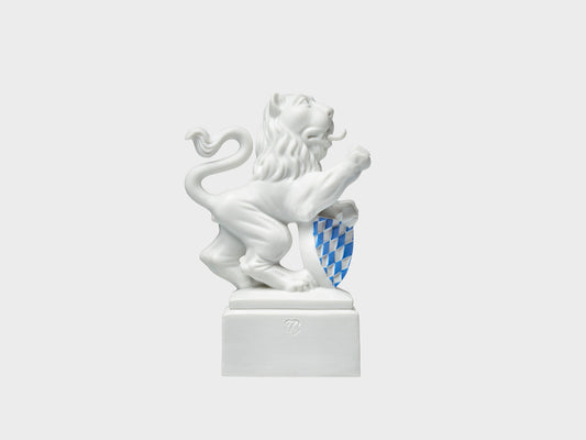 Löwe mit rechte Pranke hoch | 705cQ | 10 cm | biskuit weiss-blau